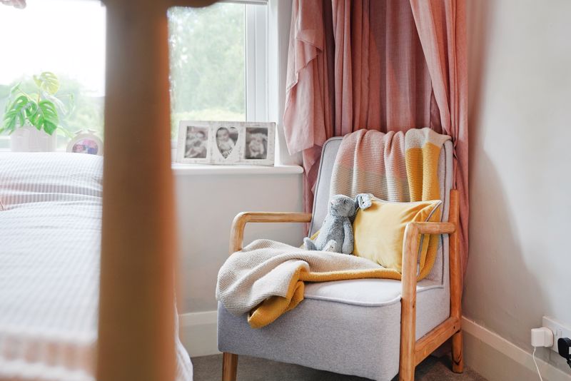 Furniss Avenue Dore